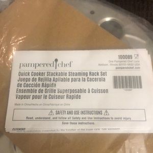 Pampered Chef Stackable Steaming Rack Set, brand new